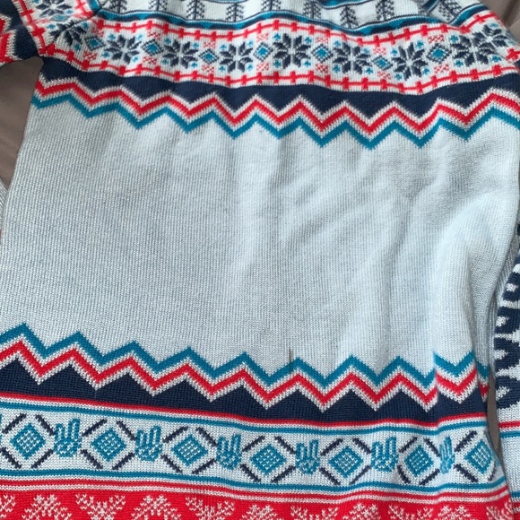Dutch bros Christmas sweater - Picture 3 of 5